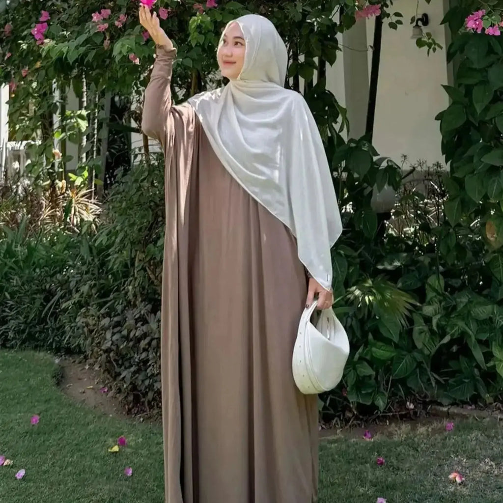Muslim fashion women wear long sleeved loose abaya gown elegant dress