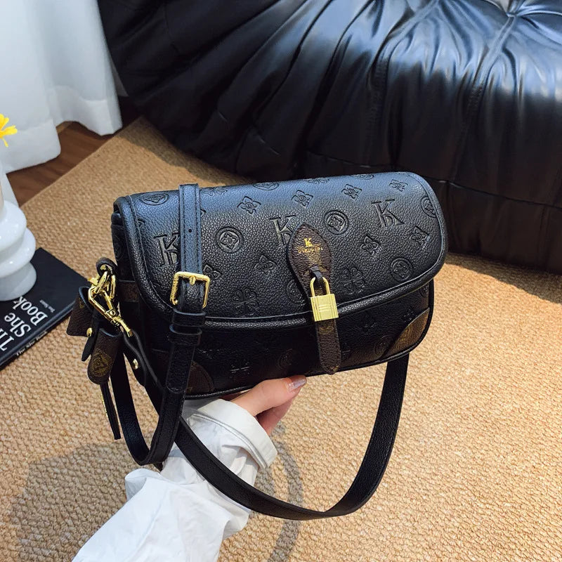 New Mailman Baguette Bag for Women, High-end Portable Shoulder Bag, Temperament Messenger Style, Fashionable and Versatile Style