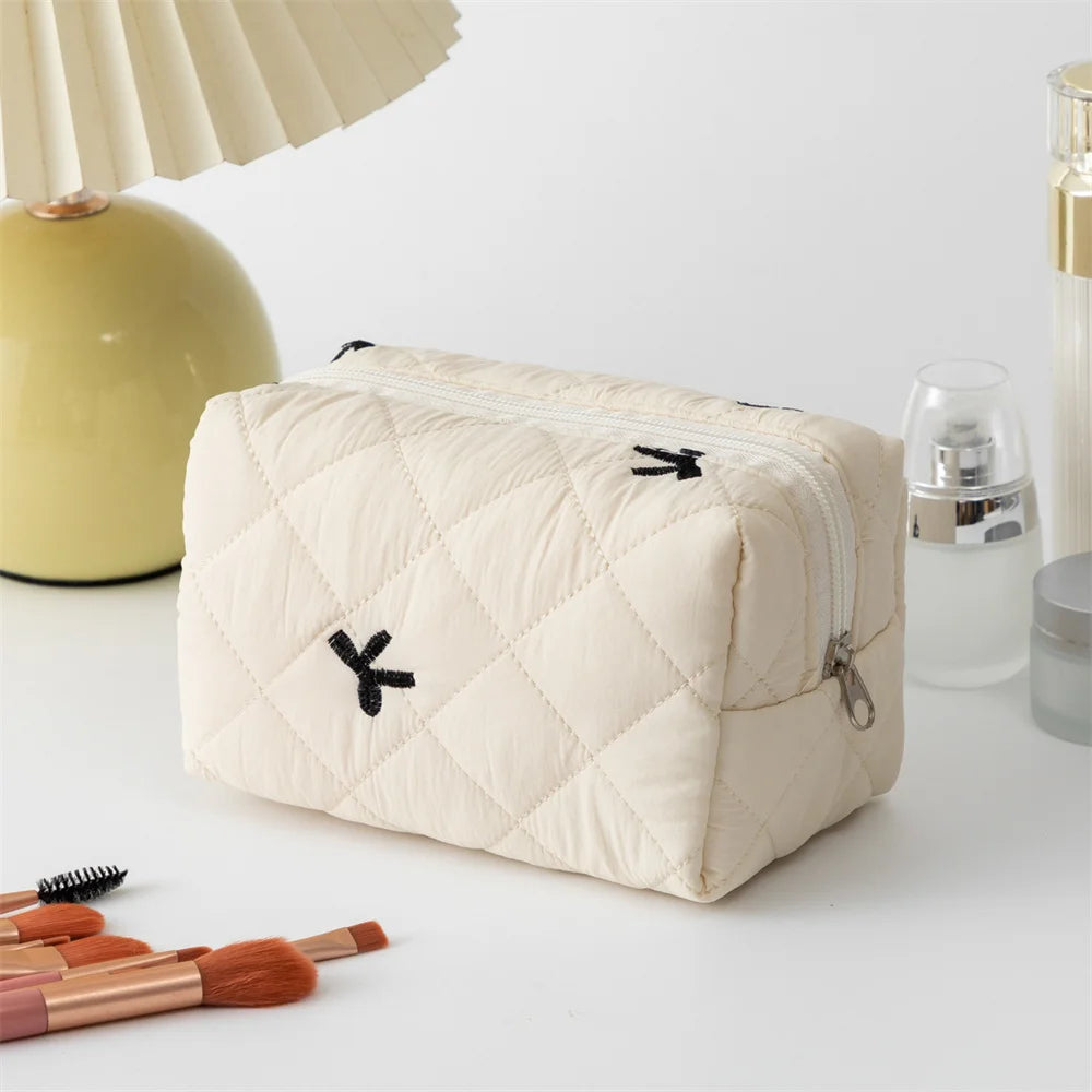 Makeup Bag for Women Embroidered Bowknot Travel Cosmetic Bags Large Capacity Toiletry Storage Bag Portable Makeup Pouch