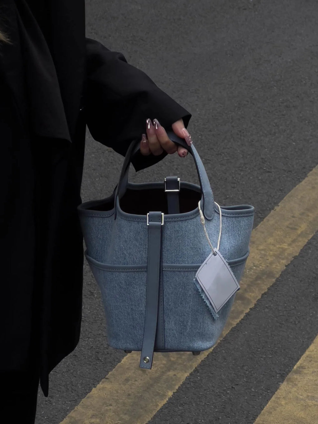 Large Capaci Denim Tote Bag Women's Handbag Buet Sle Fall Winter Market Basket Bag Faionable And Practical Ladies Purse