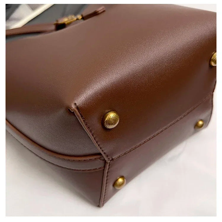 2025 Summer New! Light - Luxury Women's Bucket Bag - High - End Niche Design, Stylish Shoulder Messenger for All Occasions