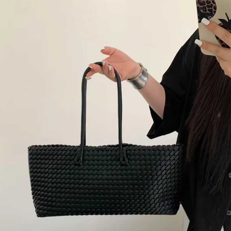 Luxury Top Handle Tote Bag Elongated Exquisite Woven Shopping Bag Magnetic Closure Pocket Shoulder Bag Designer Horizontal Purse