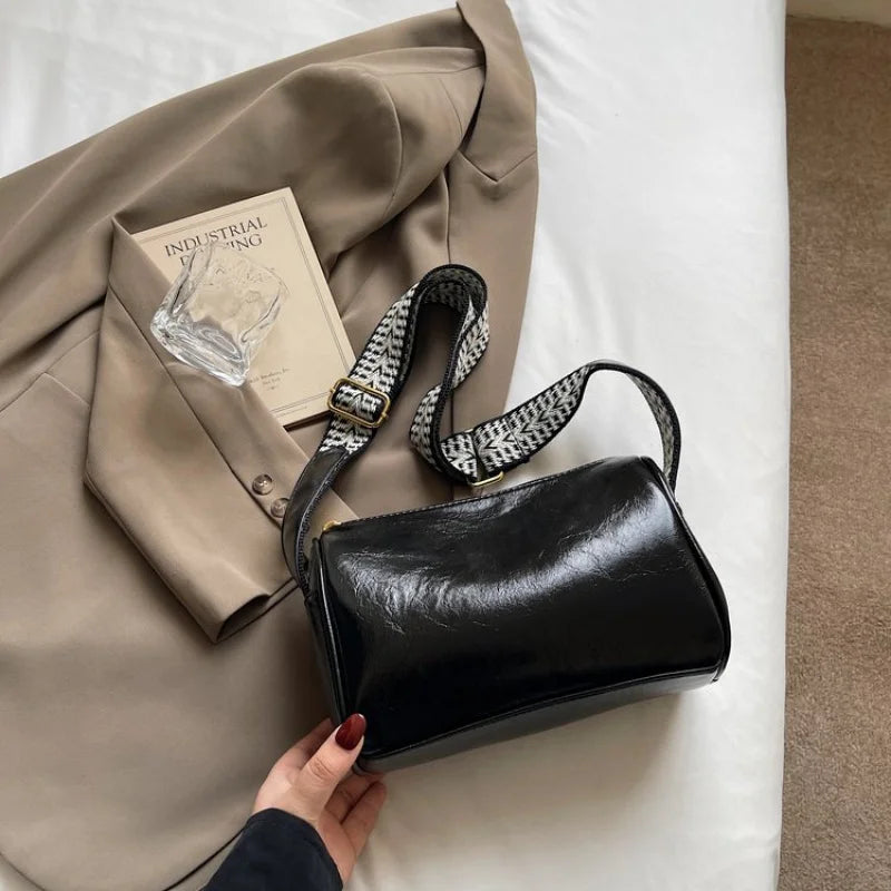 Luxury Brand Famous Designer Women's Tote Bag Elegant Leather Classic Crossbody Messenger Popular Ladies