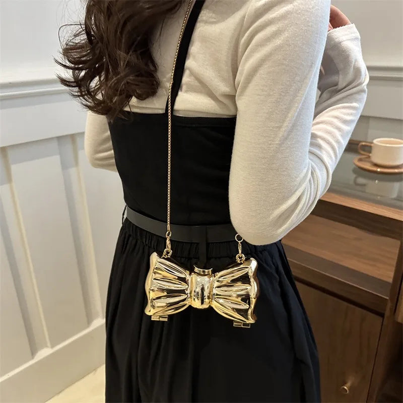 Luxury Fashion Metal Mini Handbag with Bow Clasp Playful Acrylic Bow Design with Shimmering European-Style Chain Crossbody Bag