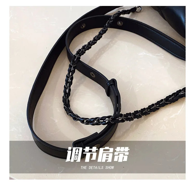 2025 Women’s Premium Light Luxury Shoulder Bag — New Foreign-Style Exquisite Design, Lightweight Large-Capacity & Versatile