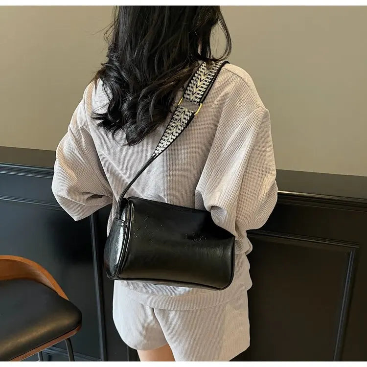 Luxury Brand Famous Designer Women's Tote Bag Elegant Leather Classic Crossbody Messenger Popular Ladies