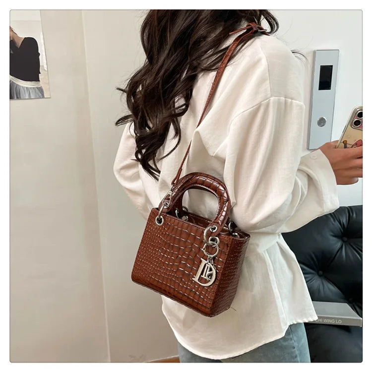 Women's Princess Diana - Style Glossy Crocodile Shoulder Bag - High - End,Versatile Messenger for On - the - Go luxury designer