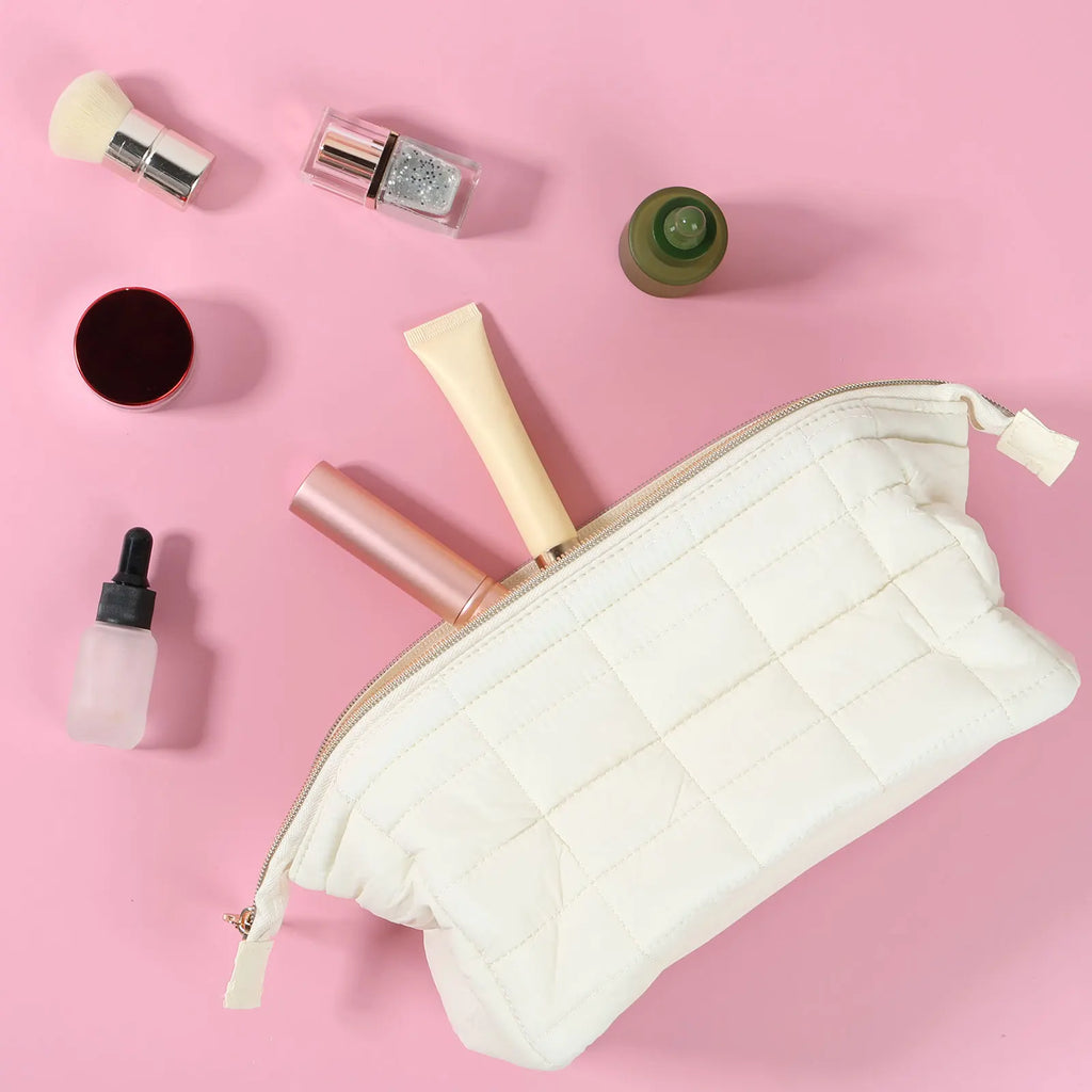 Makeup Bags Large Capacity Travel Cosmetic Bag Lightweight Toiletry Travel Bag with 3 Inner Pockets Multipurpose Makeup Pouch