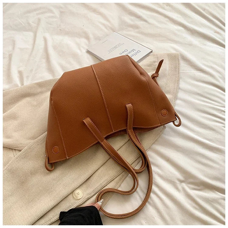 New Handheld Tote Bag Large Capacity Fashionable Women's Bag Premium Single Shoulder Underarm Bag Trousses De L’épaule