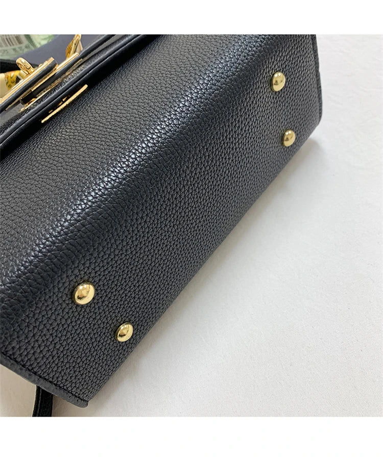 Vintage Inspired Leather Handbag For Women Bohemian Crossbody Shoulder Bag With Fringe Details Ladies Casual Fashion Purse