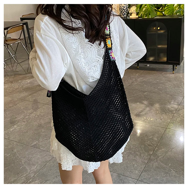 2025 Summer New – Bohemian Fresh Hollow Woven Tote Bag – Large Capacity Single-shoulder for Leisure & Vacation