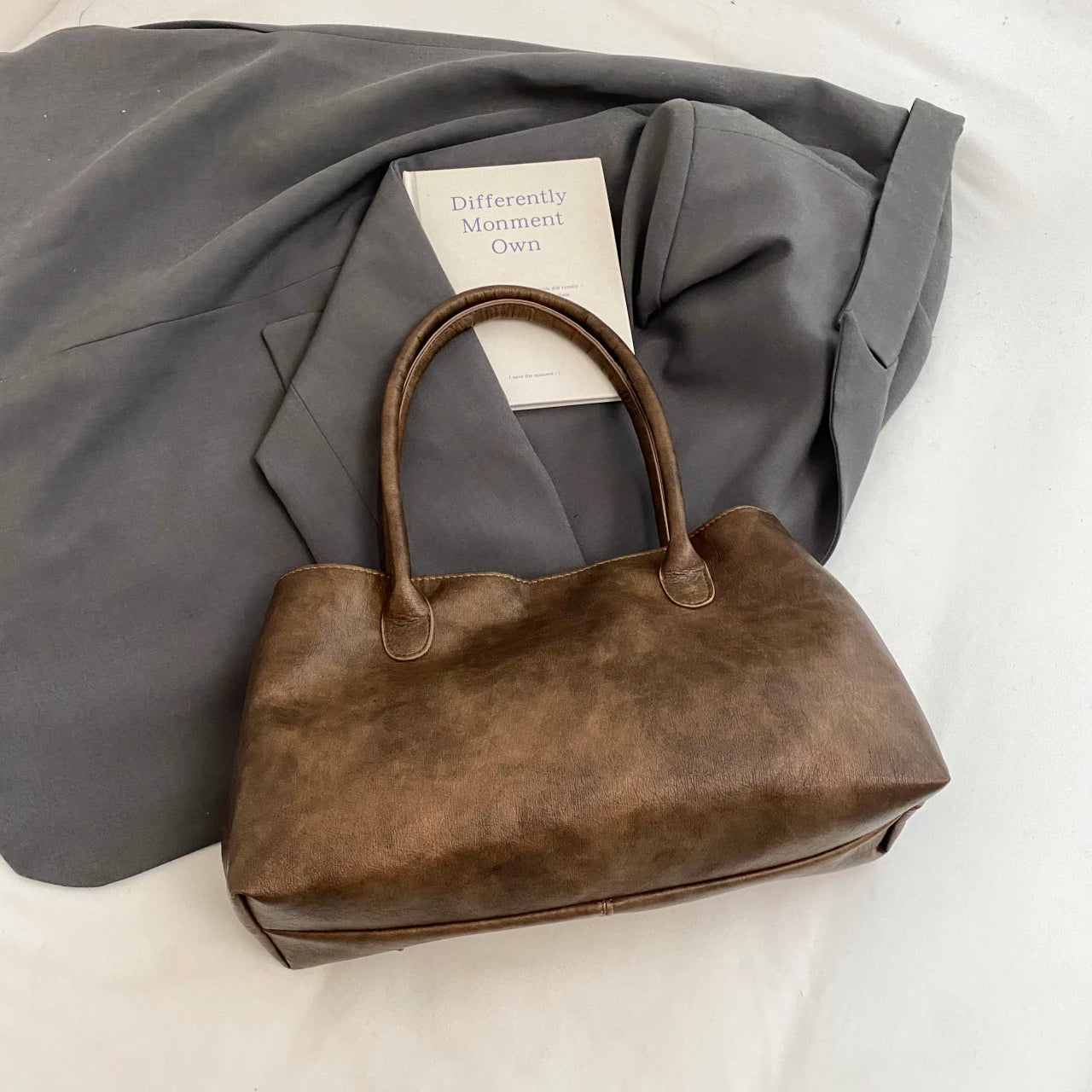 Women's Tote Bag, Large Capacity Soft Leather Shoulder Bag, Retro Casual Handbag, Perfect for Commuting Handbags Travel Bag