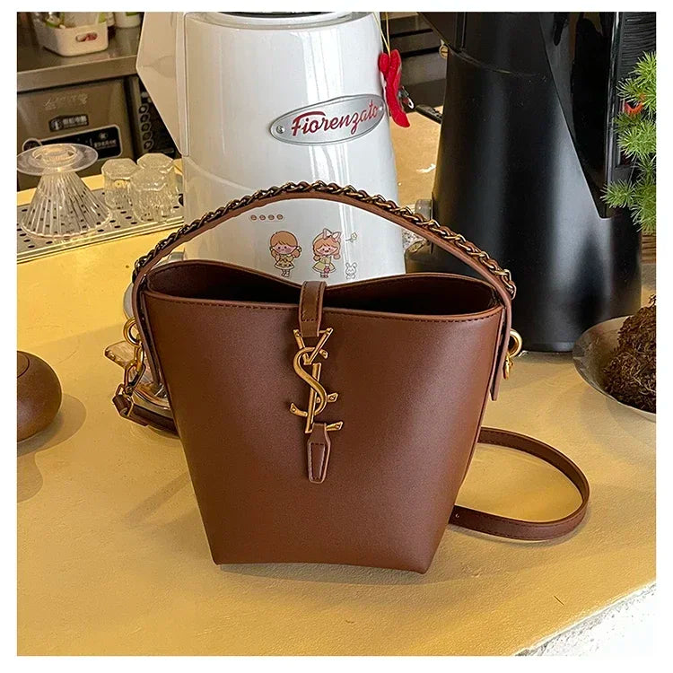 2025 Summer New! Light - Luxury Women's Bucket Bag - High - End Niche Design, Stylish Shoulder Messenger for All Occasions