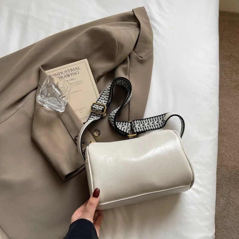 Luxury Brand Famous Designer Women's Tote Bag Elegant Leather Classic Crossbody Messenger Popular Ladies