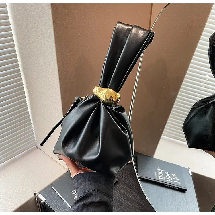 Soft Leather Clutch Bag for Travel Luxury Designer Women Pleated Mini Bucket Pouch Temperament Side Zipper Party Evening Bags