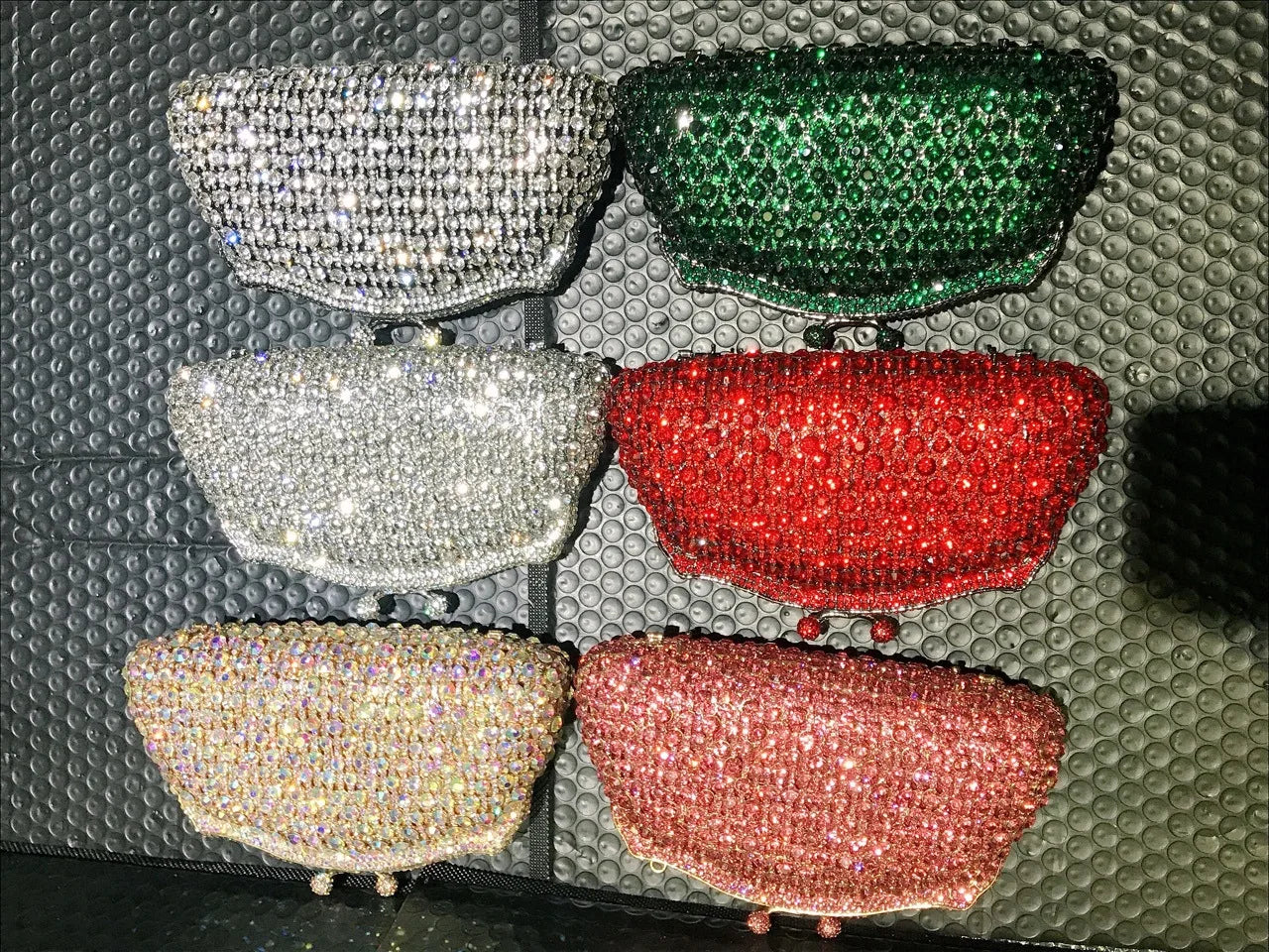 Women Pink Gold Silver Red Green Blue Purple Clutches Wedding Bridal Crystal Bag Banquet Hollow Purse Diamond Party Gala Handbag