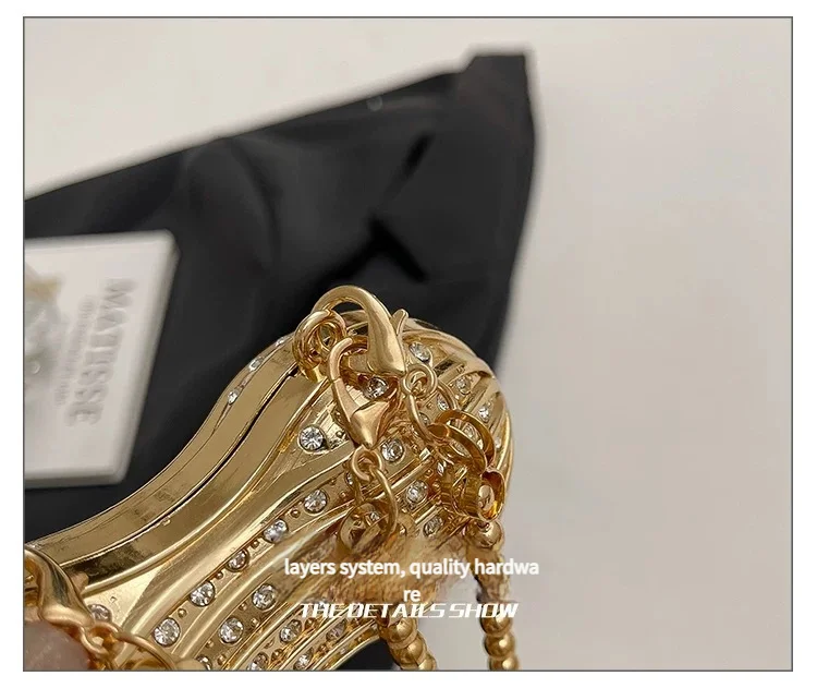 Luxury Diamond Inlay Peanut Shape Crystal Clutch Purse Stones Evening Wedding Party Shoulder Bag Handle Rhinestone Mini Handbags