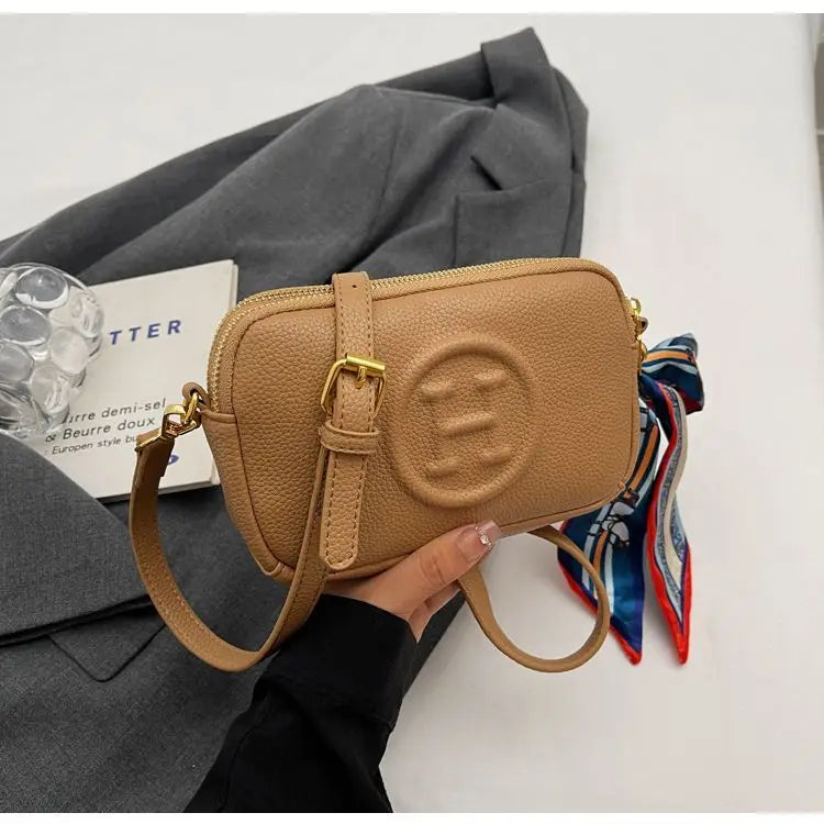 Bucket bag designer luxurious high appearance camera bag new zipper shoulder crossbody bag fashionable and versatile travel bag