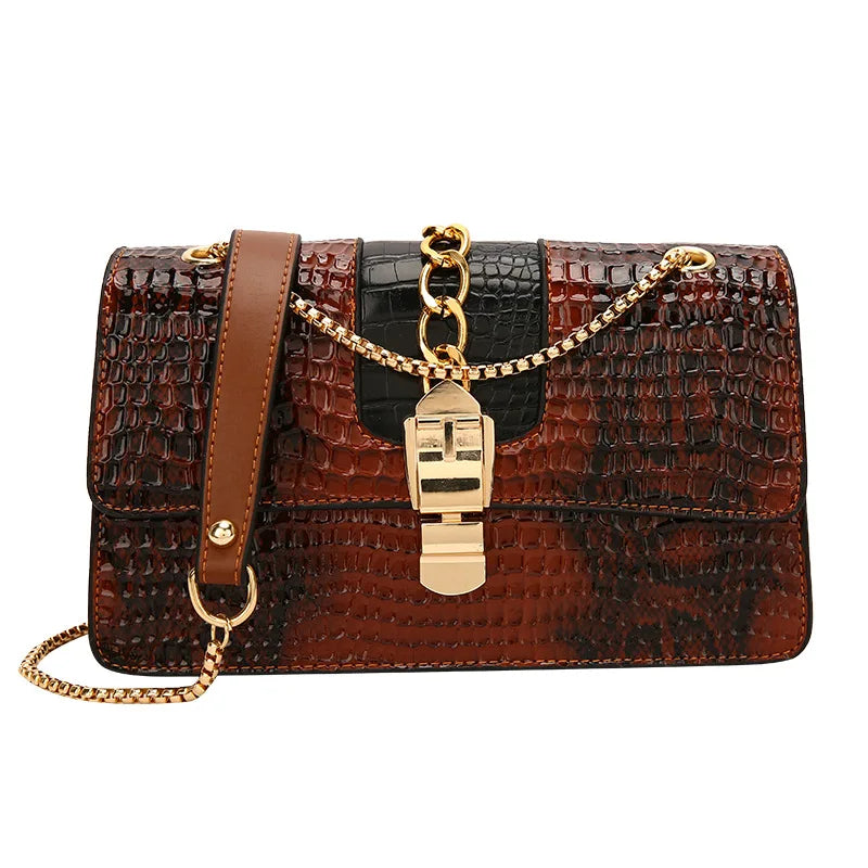 Luxury Designer Brand Bolsa New Fashion Personality Hand Bill Shoulder Bag for Women Crossbody Small Square Bag hot sale