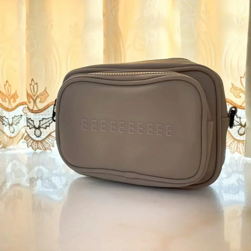 Luxury Design 3D Letters Crossbody Messenger Small Bag Unisex Belt Bag Versatile Travel Waterproof Purse Zipper Shoulder Bag