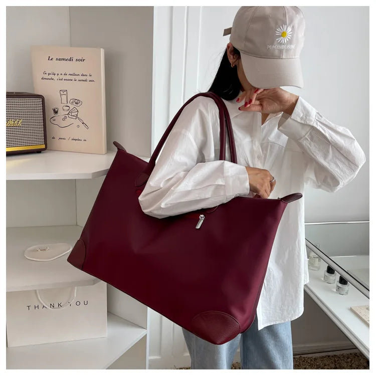 Portable Large Duffel Bag for Travel Lightweight Yet Durable Nylon Sport Tote Gym Bag Shoulder Weekender Overnight Bag for Women