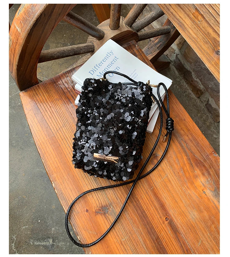 2025 New Large Sequined Bags for Women Are in Trend This Year – Large-Capacity Tote Bags with a Stylish Texture, Suitable as Sho