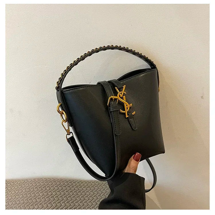 2025 Summer New! Light - Luxury Women's Bucket Bag - High - End Niche Design, Stylish Shoulder Messenger for All Occasions