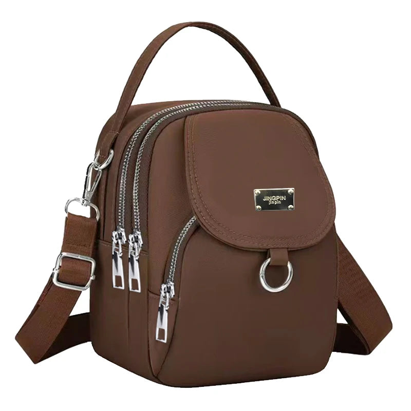 Men's and Women's Shoulder Bags Are Suitable for Use When Going to School, Work, or Traveling They Can Be Carried Diagonally.