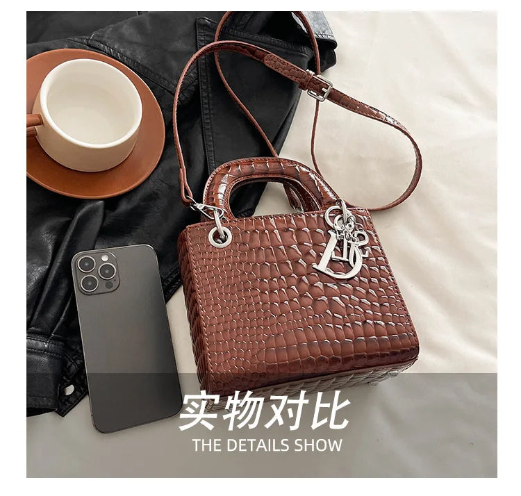 Women's Princess Diana - Style Glossy Crocodile Shoulder Bag - High - End,Versatile Messenger for On - the - Go luxury designer