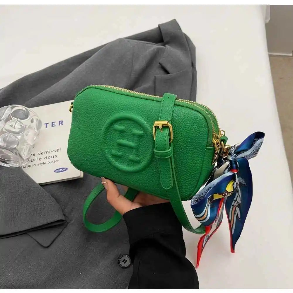 Bucket bag designer luxurious high appearance camera bag new zipper shoulder crossbody bag fashionable and versatile travel bag