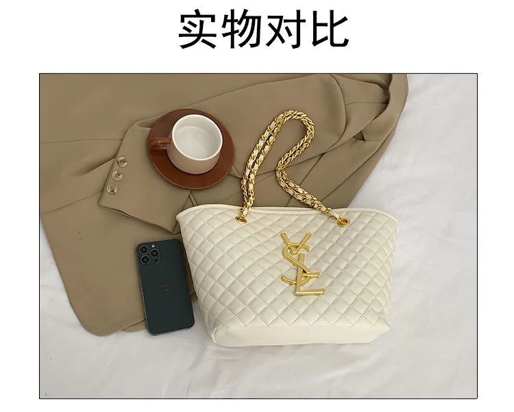 2025 New Designers' Large Capacity Ladies' Bags - Luxurious Retro Diamond Pattern Shoulder Bags with High-Quality Texture Tote B