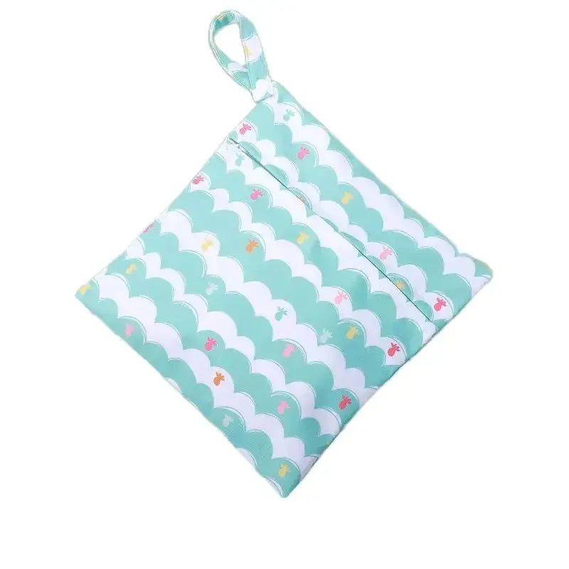 Portable Diaper Lightweight Bags Durable Baby Diaper Bags Storable Baby Handbag Mom Multi-functional Waterproof Mommy Bag New