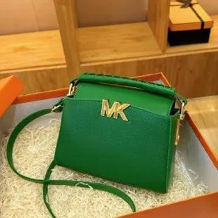 Paris Retro Chain Strap Crossbody Bag For Women Premium Leather Zipper Shoulder Bag Elegant Design Small Square Bag