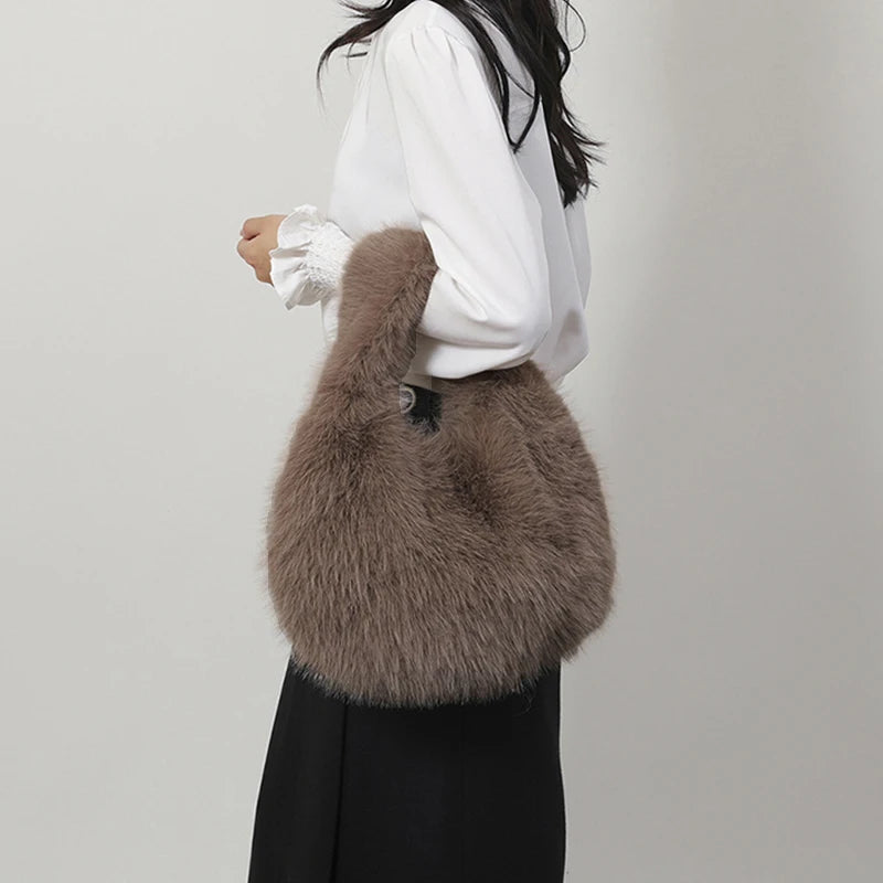 Small Hobo Handle Bags for Women Shoulder Bags Designer Furry Purse and Handbags Fashionable Cute Female Plush Bag