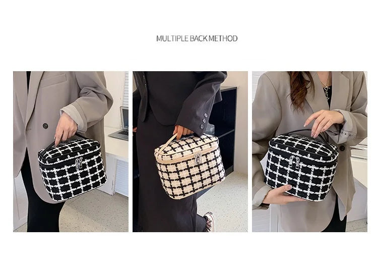 Luxury Design Portable Cosmetic Bag For Women Lightweight Toiletry Wash Storage Bags Handle Lipstick Square Makeup Purse