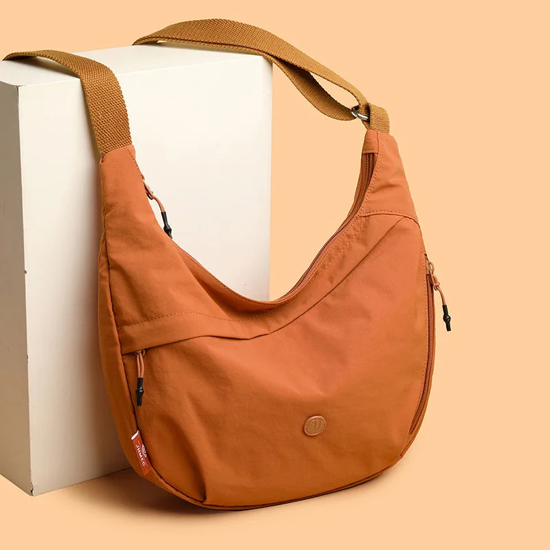 Designer Hobo Bag Women Large Capacity Crossbody Shoulder Bag Sporty Casual Pouch Work Commute Versatile Daypack High Quality