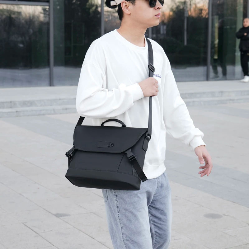 Fashion trend simple atmosphere high-density waterproof fabric casual business men's shoulder handbag crossbody bag masculinity