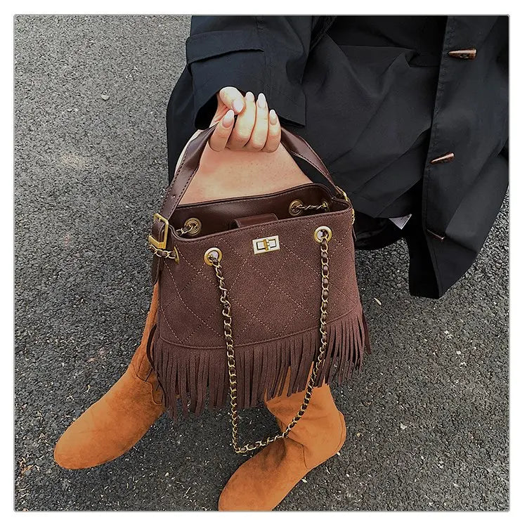 High-End Women's Shoulder Bag Made Of Premium Leather With Trendy Design And Paris Vintage Style