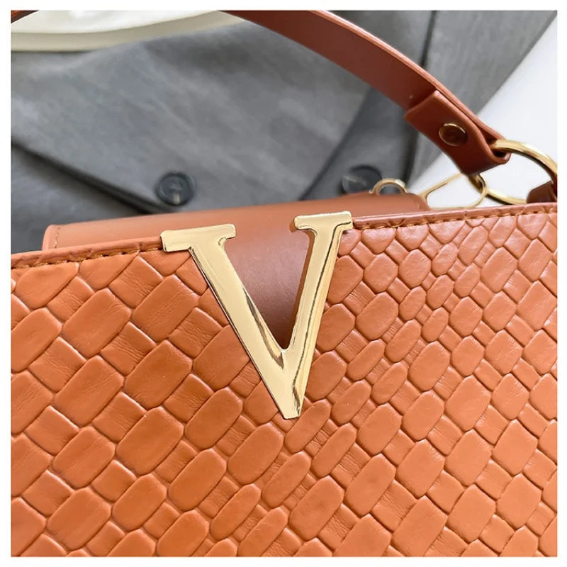 Luxury Women's Tote Bag, Chic V Shaped Stylish Pu Leather Bucket Bag, Top Cover Handbag Women Shoulder Crossbody Bags for Woman