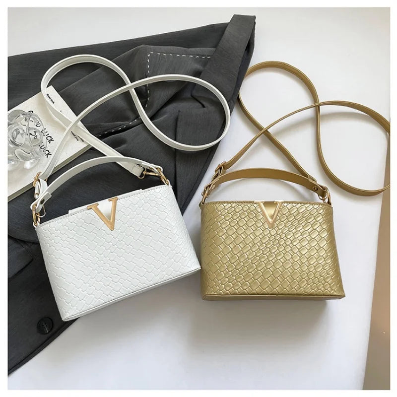 Luxury Women's Tote Bag, Chic V Shaped Stylish Pu Leather Bucket Bag, Top Cover Handbag Women Shoulder Crossbody Bags for Woman