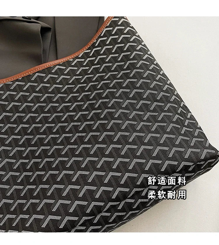 Luxury Designer Paris Fashion Tote Bag With Large Capacity And Trendy Design Ideal For Women Messenger Purse