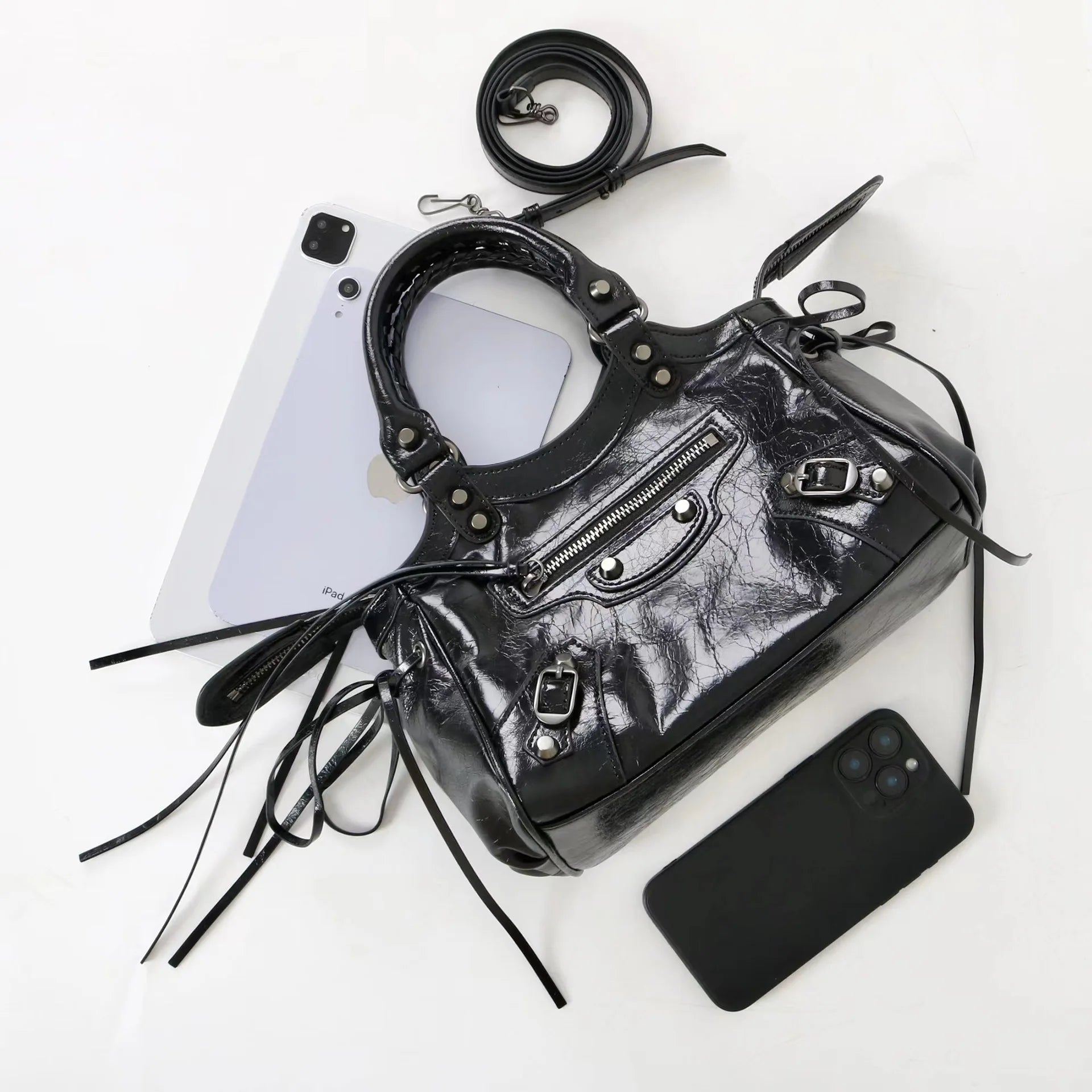 Postman's Bag Single-Shoulder Crossbody Commuter Leather Women's Chain Soft Square Bag Large Capacity Versatile Everyday