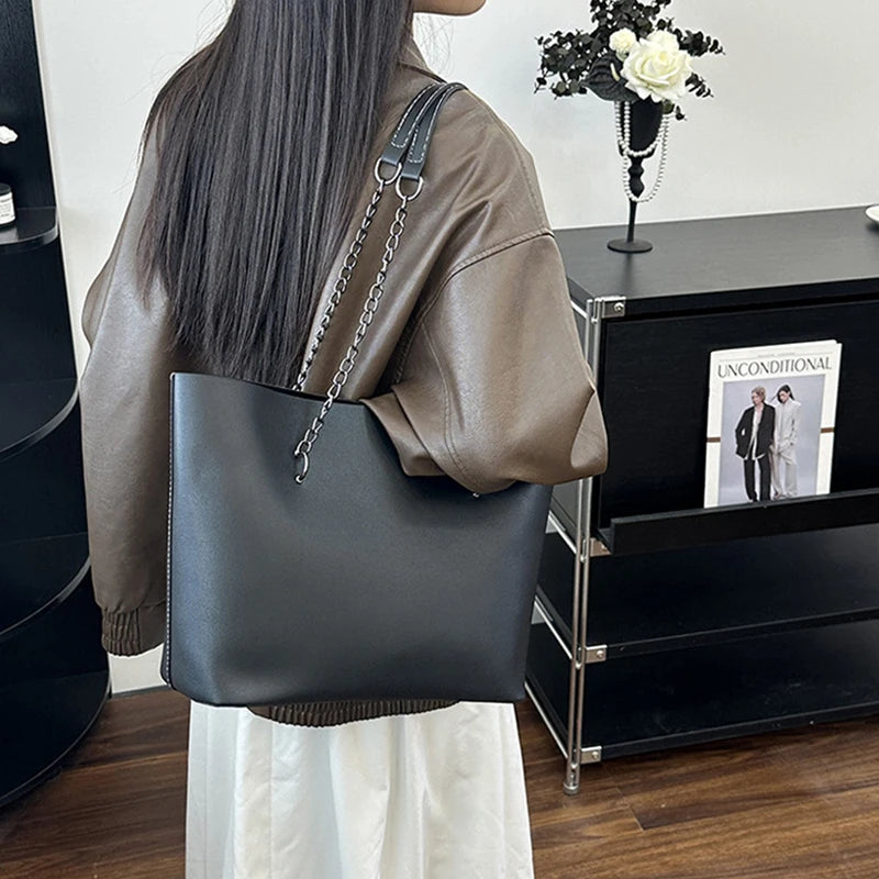 Luxury PU Leather Tote Bag For Women New Chains Shoulder Bag Large Capacity Handbag Travel Female Handle Bag bolso
