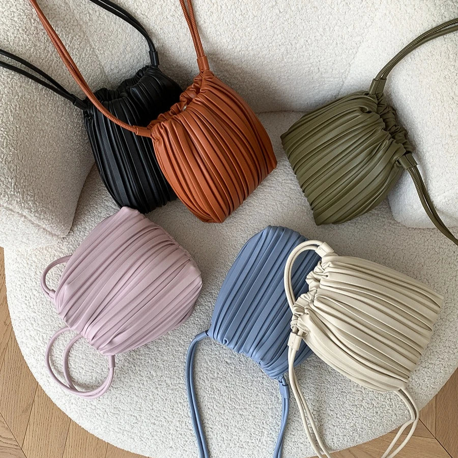 Luxury Women's Shoulder Crossbody Bag Summer New Luxury Soft PU Pleated Mini Bag Versatile Fashion Candy Color Small Square Bag
