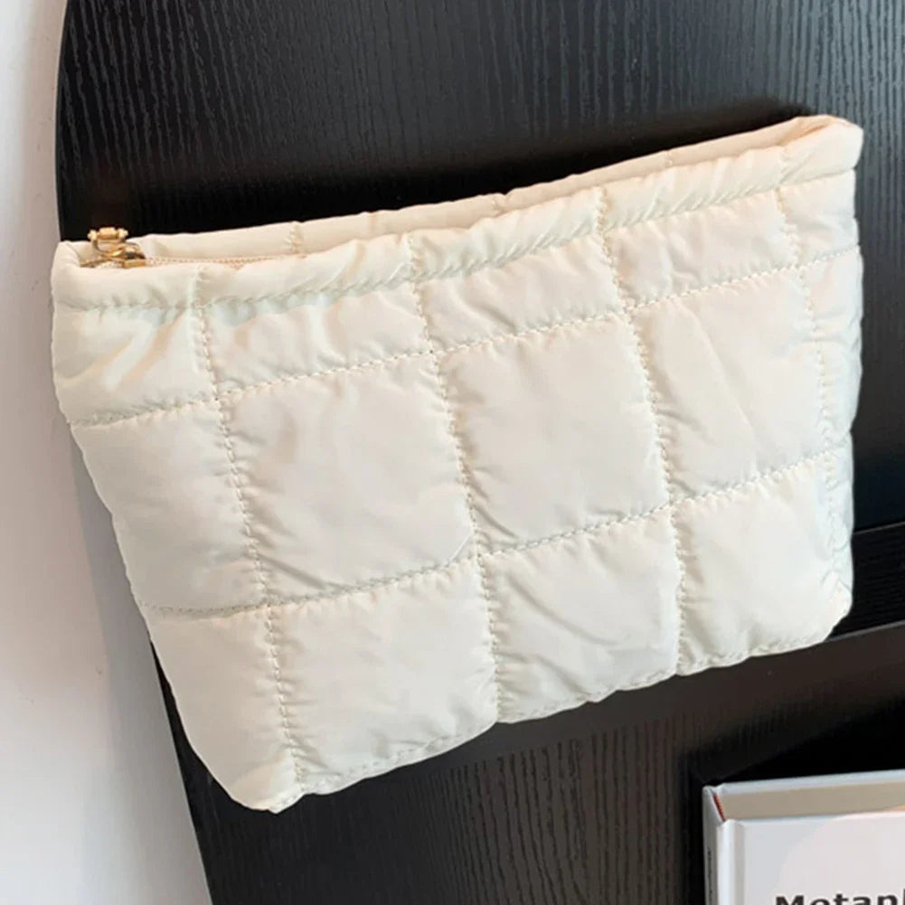 Women Cosmetic Bag Padded Quilted Makeup Storage Bag Large Capacity Makeup Organizer Bags Solid Color Travel Cosmetic Bags