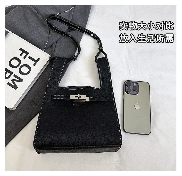 Luxury PU Leather Shoulder Bag, Fashionable Design Handbag, Women's Portable Wallet, Women's Chain Strap Crossbody Bag