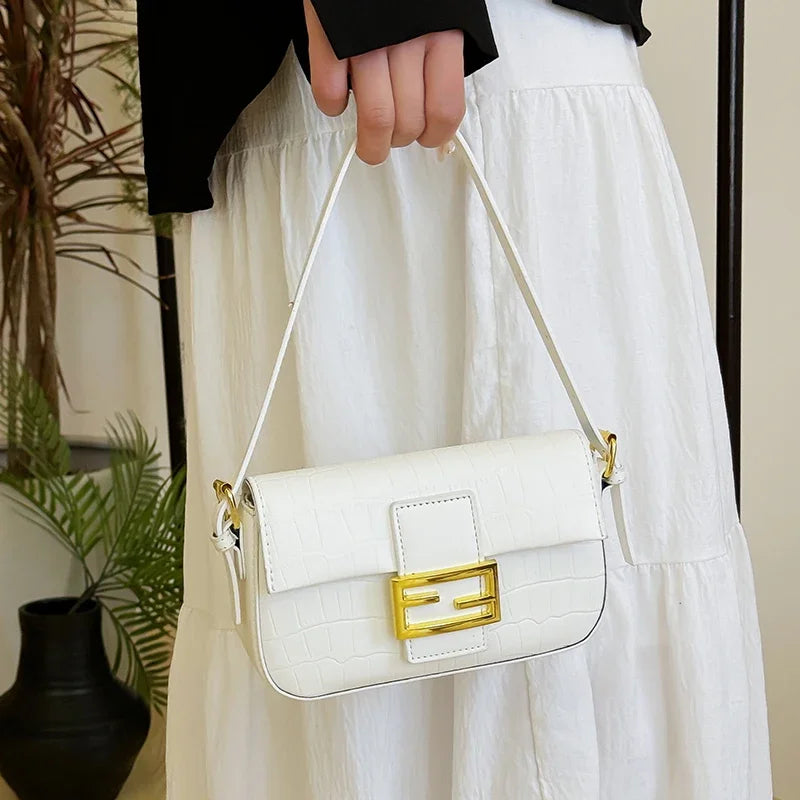 Luxury Simple Commuter Backpack Bag with Elegant Design for Men and Women High-End Minimalist Vintage