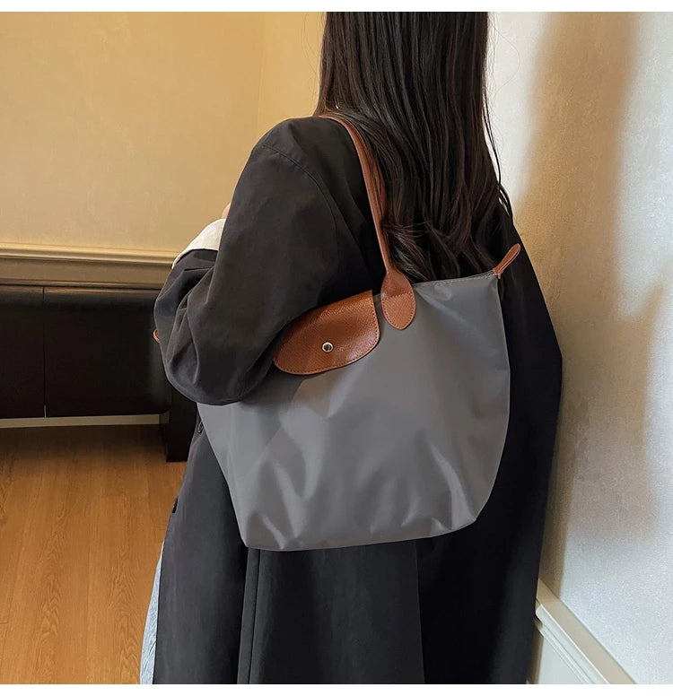 New Style Women's Bag - Fashionable Underarm Single-Shoulder Handbag - Large Capacity Lightweight Handbag For Carrying