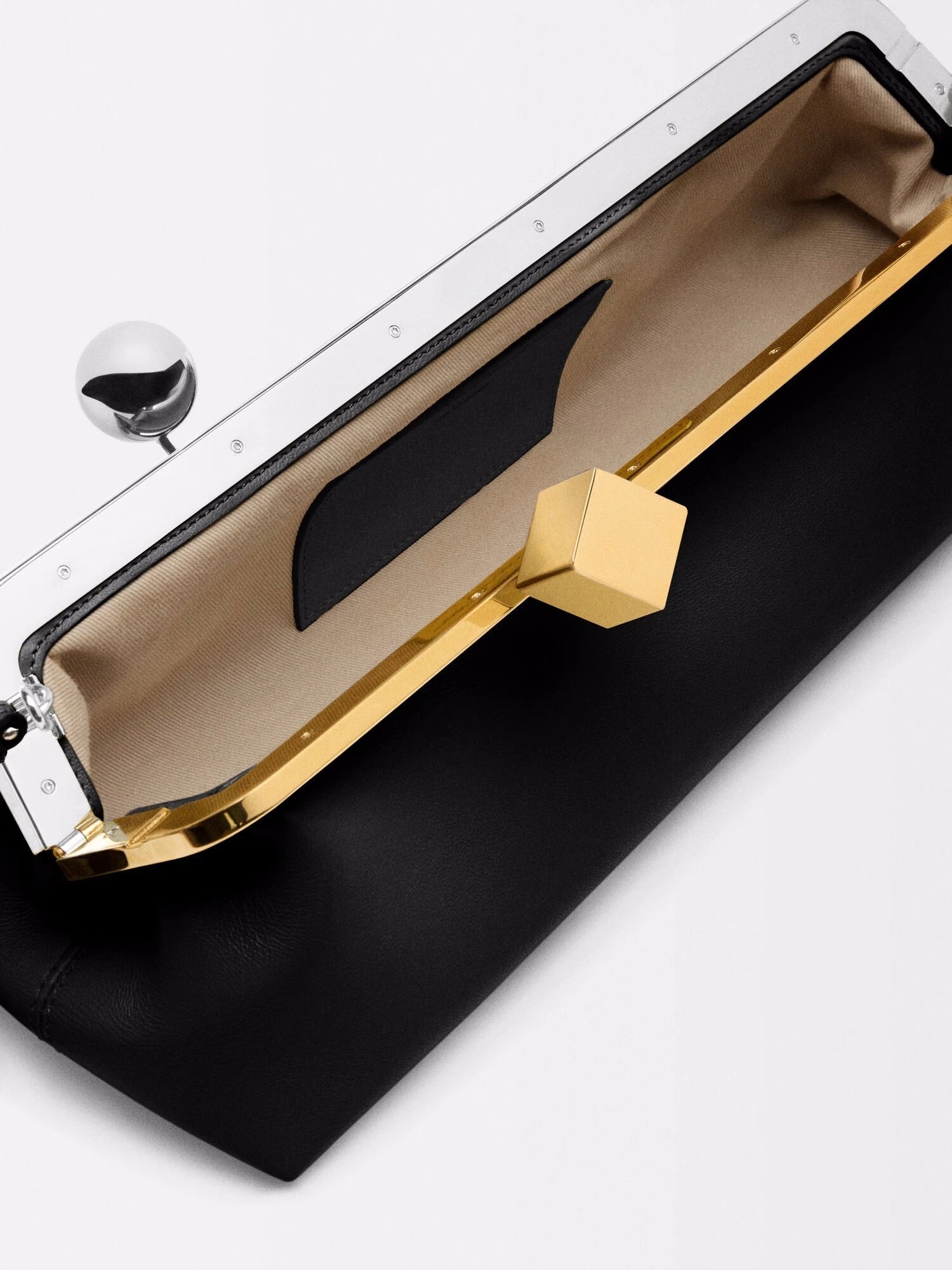 Long Clutch Bag with Removable Shoulder Strap, Women's Fashionable Baguette Bag, Luxury Designer Clip Handbag Purses for Ladies