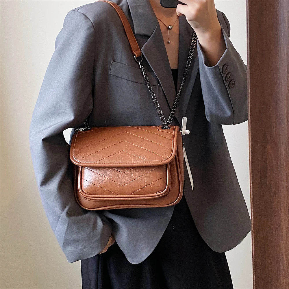 Luxury Chain Shoulder Bags For Women V-line Embroidery Dual Straps Designer Crossbody Messenger Bag Multi Pockets Female Handbag